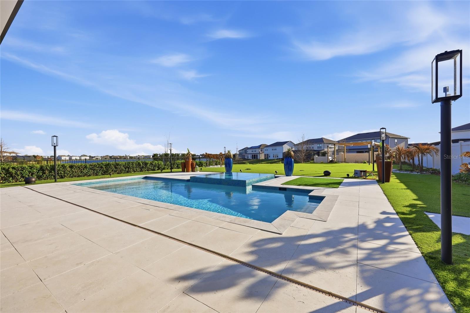 ISLES/LK NONA PH 2 - Residential