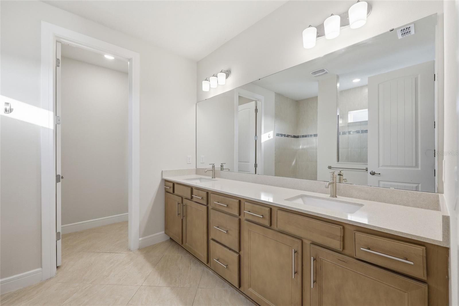 ISLES/LK NONA PH 2 - Residential