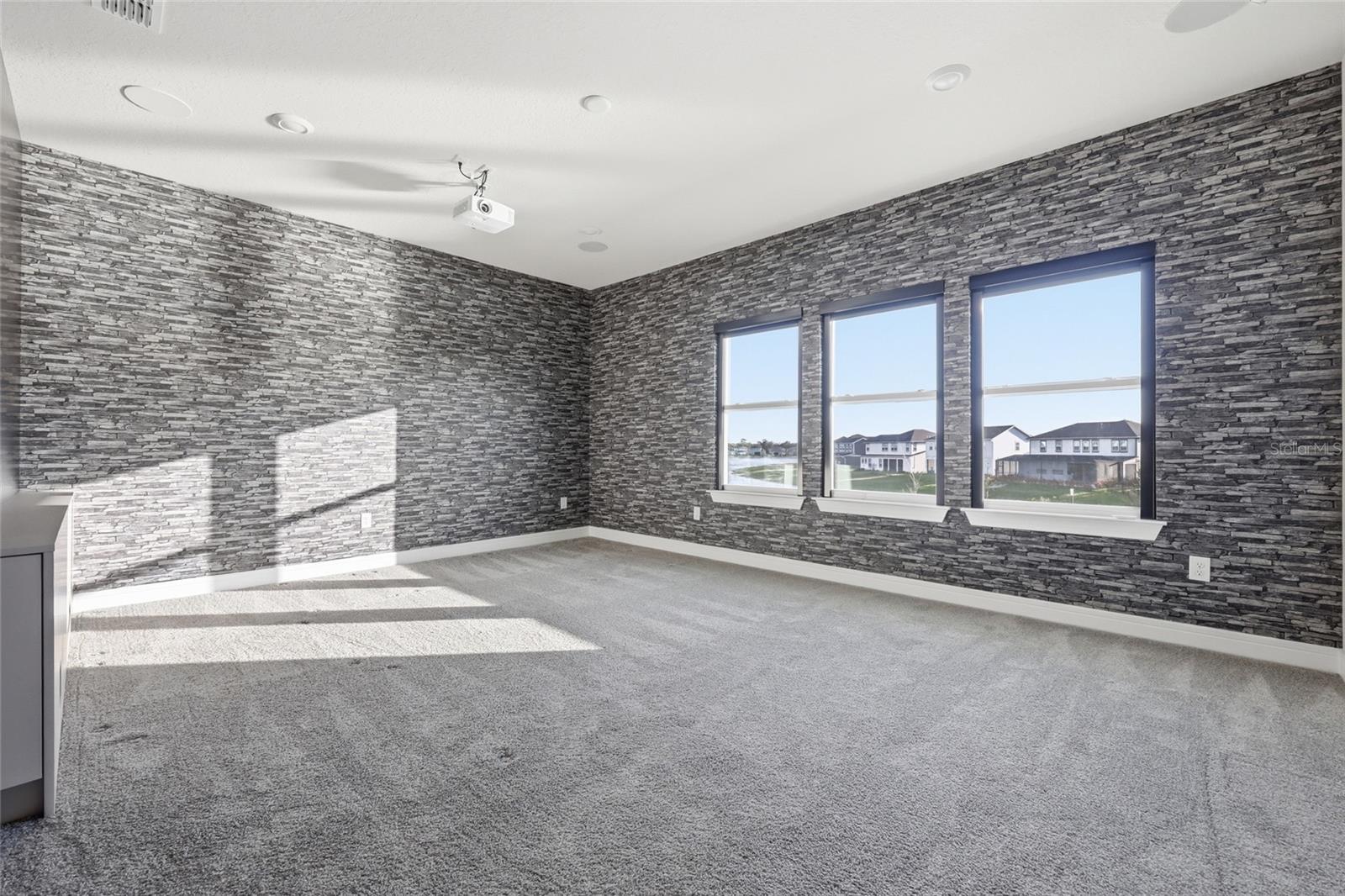 ISLES/LK NONA PH 2 - Residential