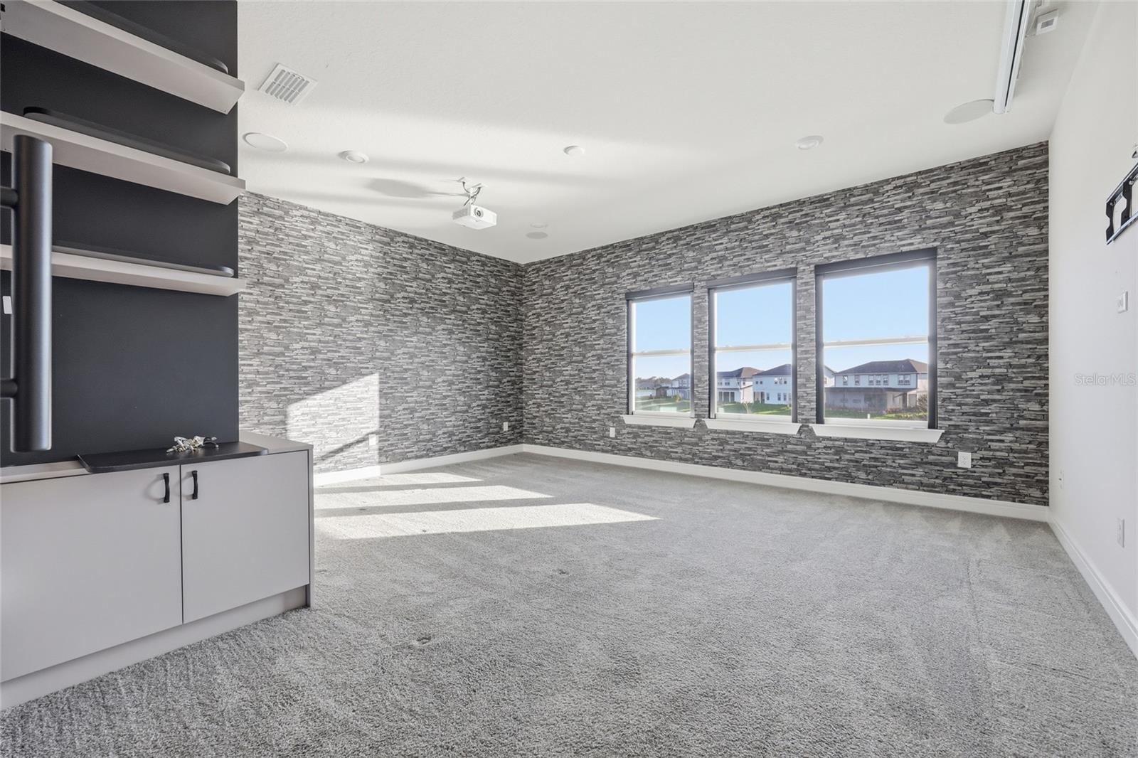 ISLES/LK NONA PH 2 - Residential