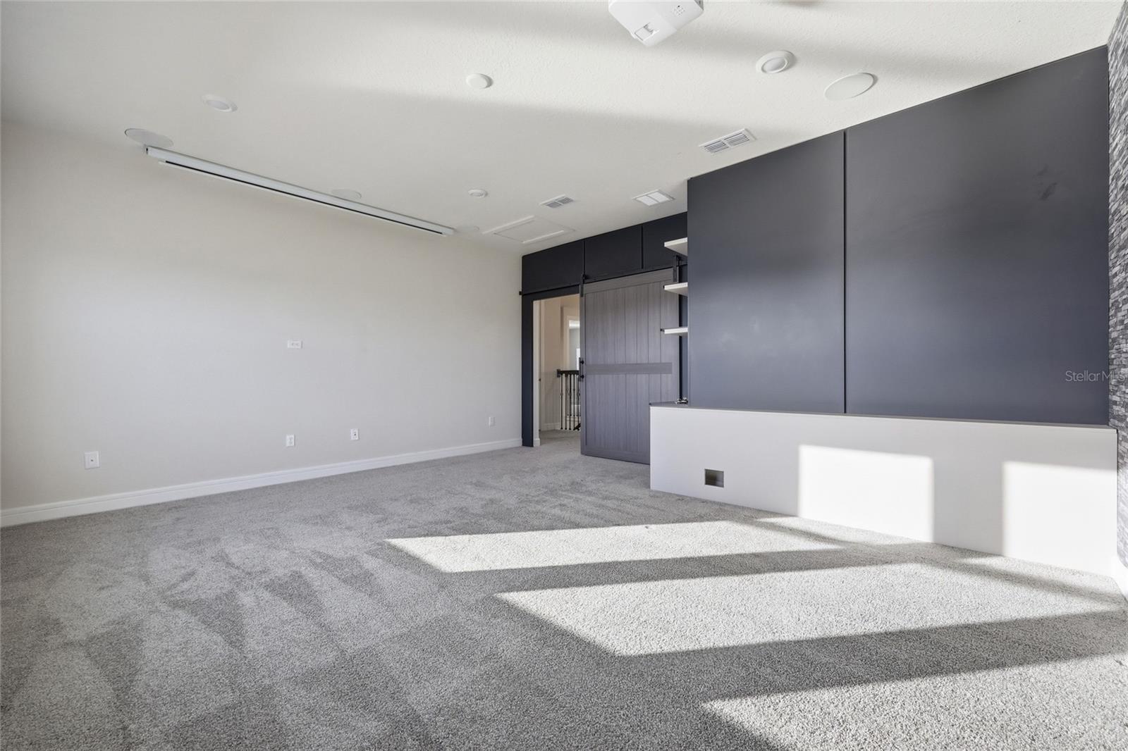 ISLES/LK NONA PH 2 - Residential