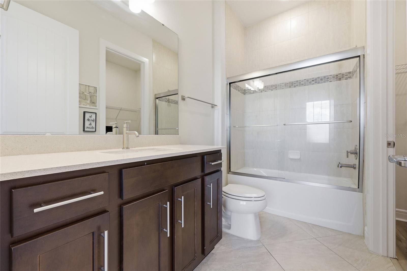 ISLES/LK NONA PH 2 - Residential