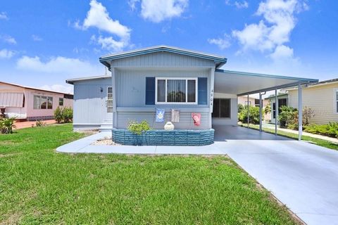 Photo of 4904 Winged Foot Avenue, Sarasota, FL 34234 (MLS # TB8444229)