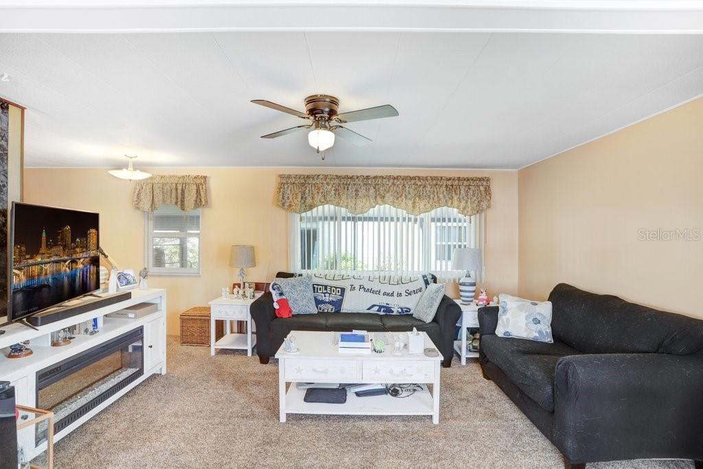 TRI-PAR ESTATES - Residential