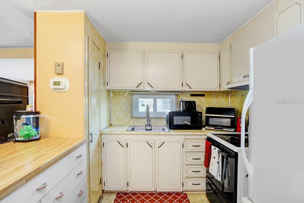 TRI-PAR ESTATES - Residential