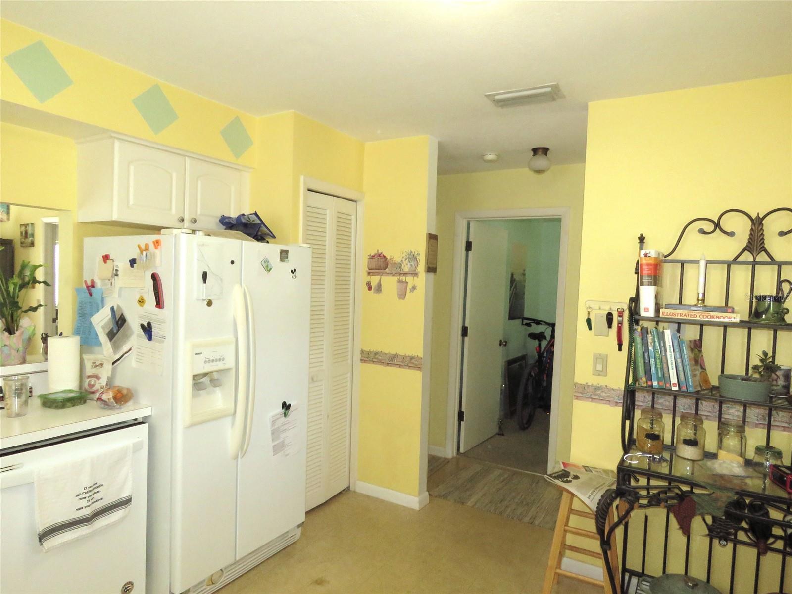 BAYSHORE ESTATES - Residential Income