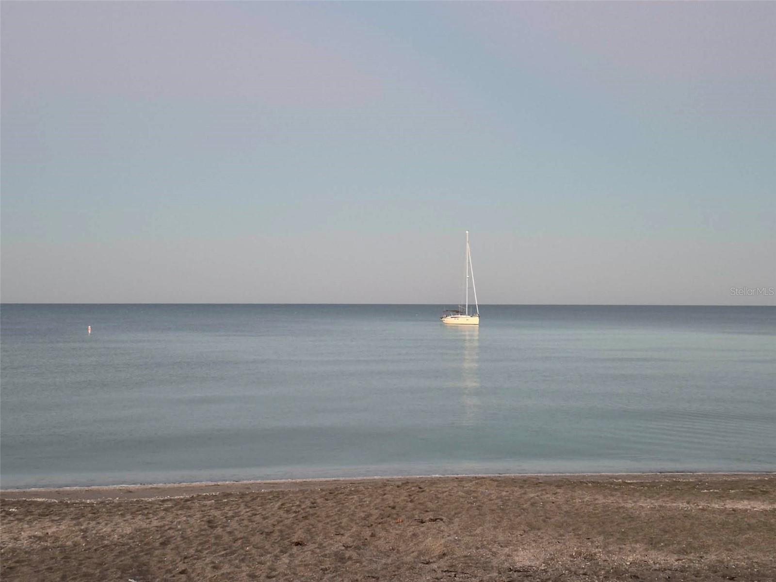 BAYSHORE ESTATES - Residential Income