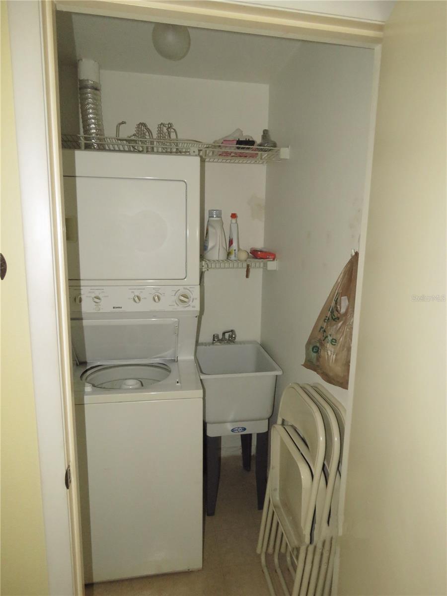 BAYSHORE ESTATES - Residential Income