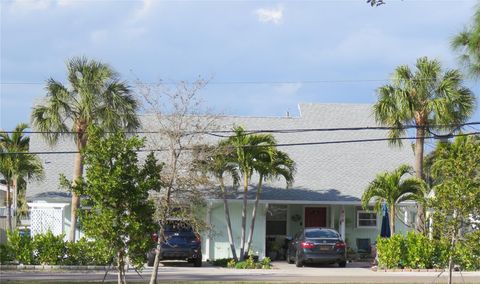 418 NARVAEZI STREET VENICE FL 34285