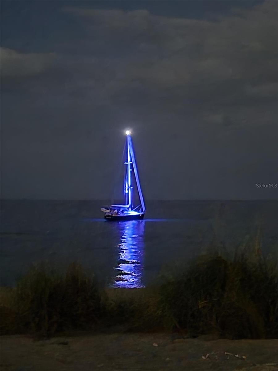 BAYSHORE ESTATES - Residential Income