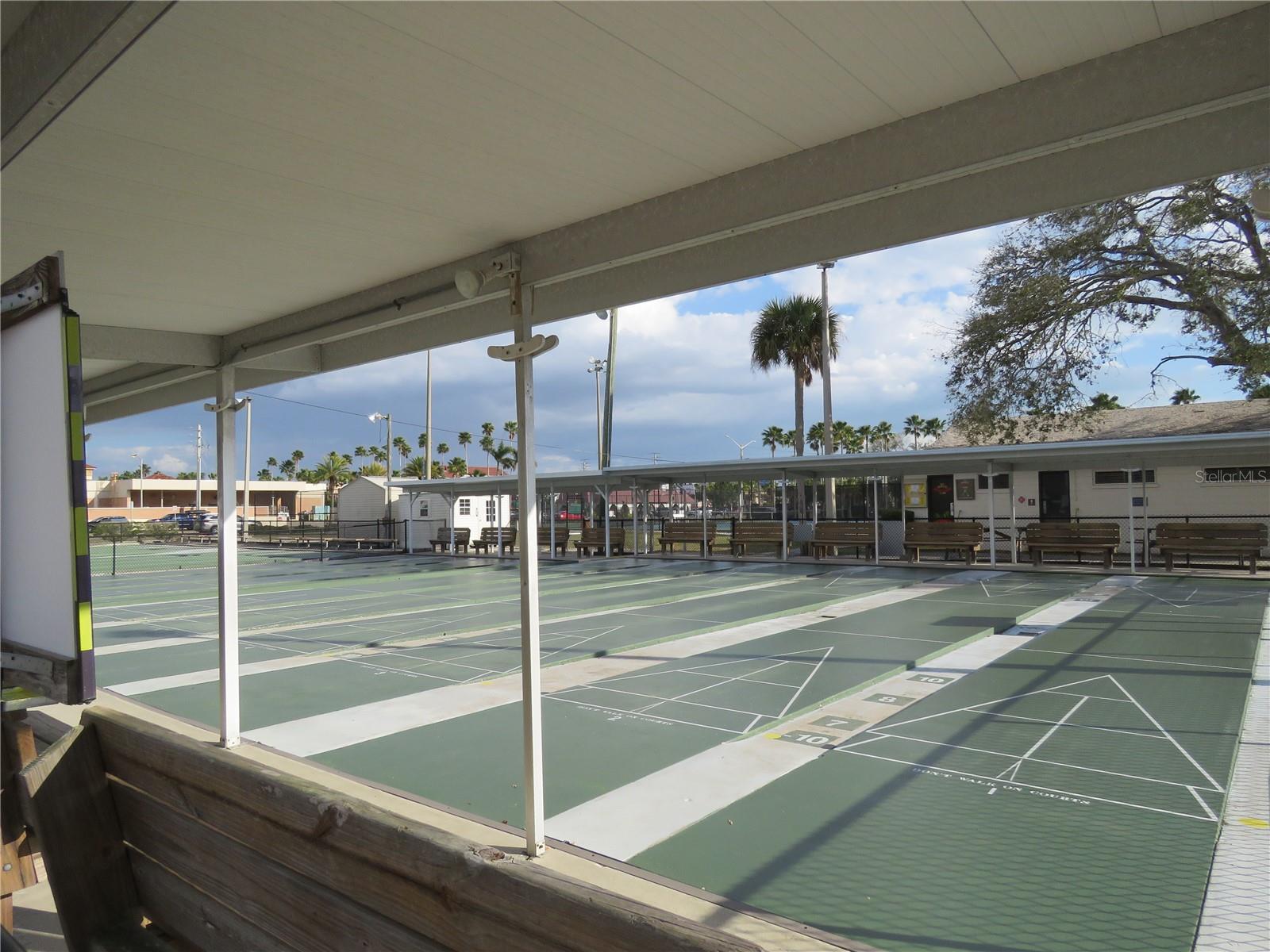 BAYSHORE ESTATES - Residential Income