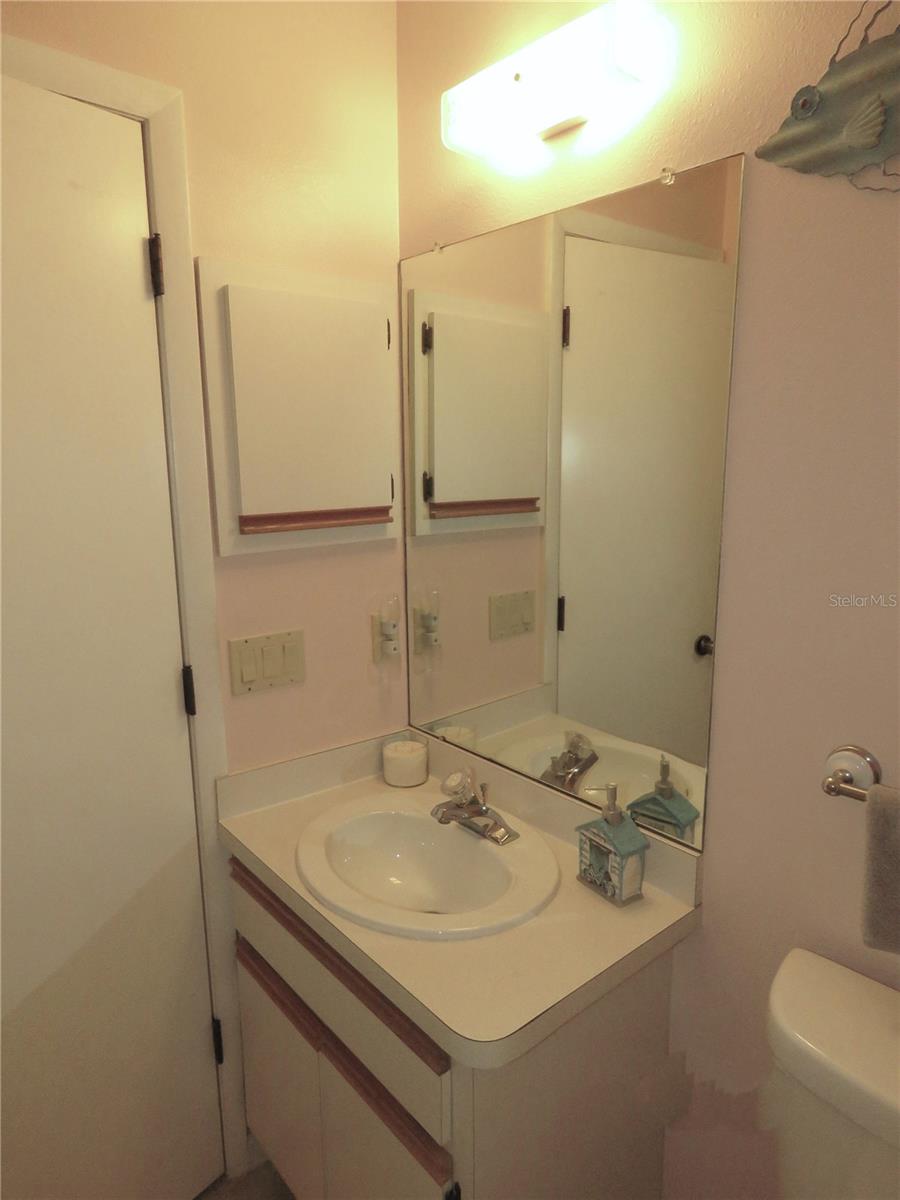 BAYSHORE ESTATES - Residential Income