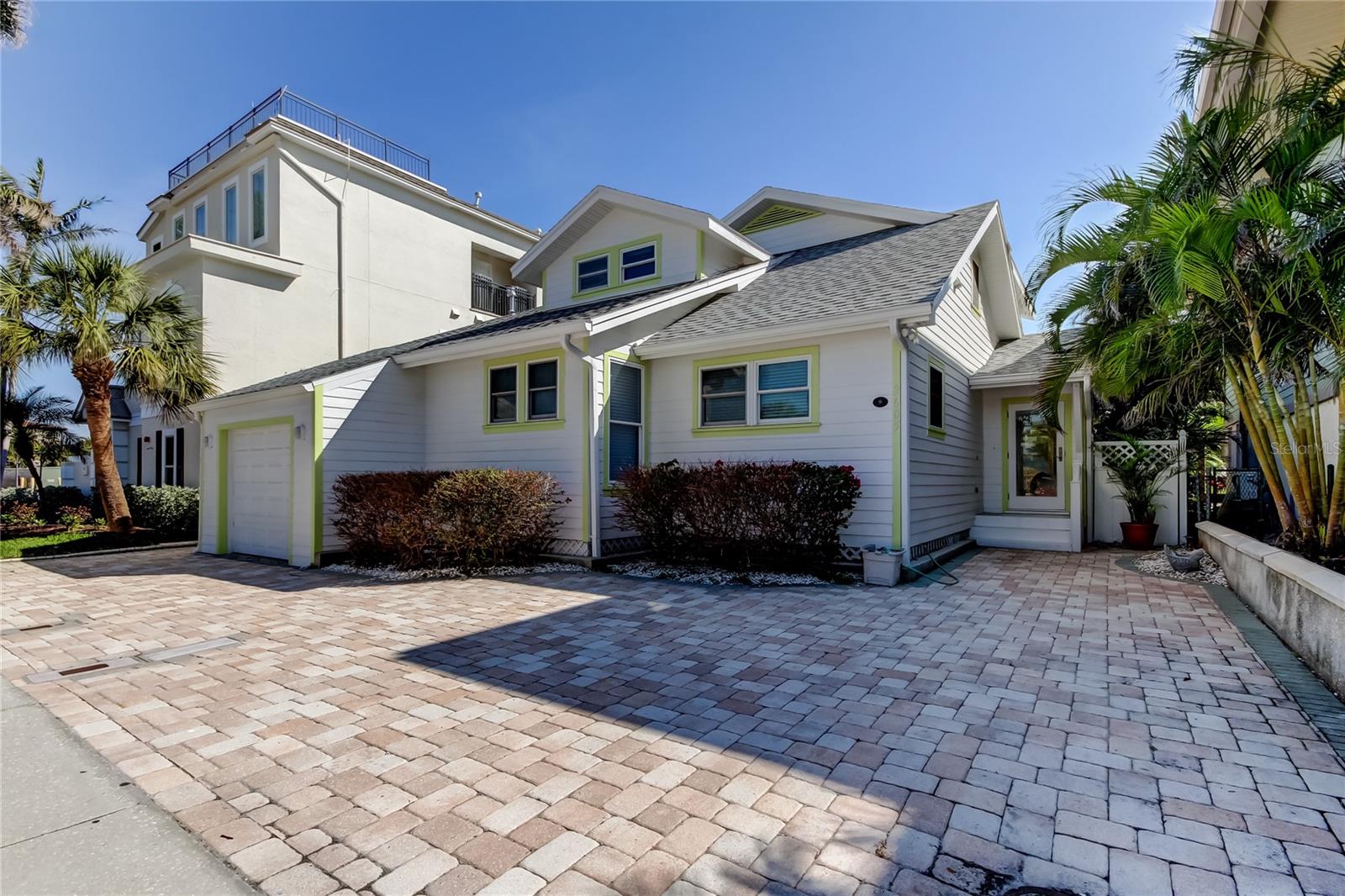 2605 PASS A GRILLE WAY
