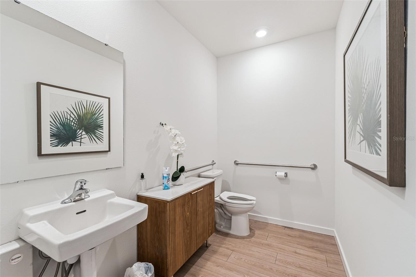 HARMONY WEST - Residential