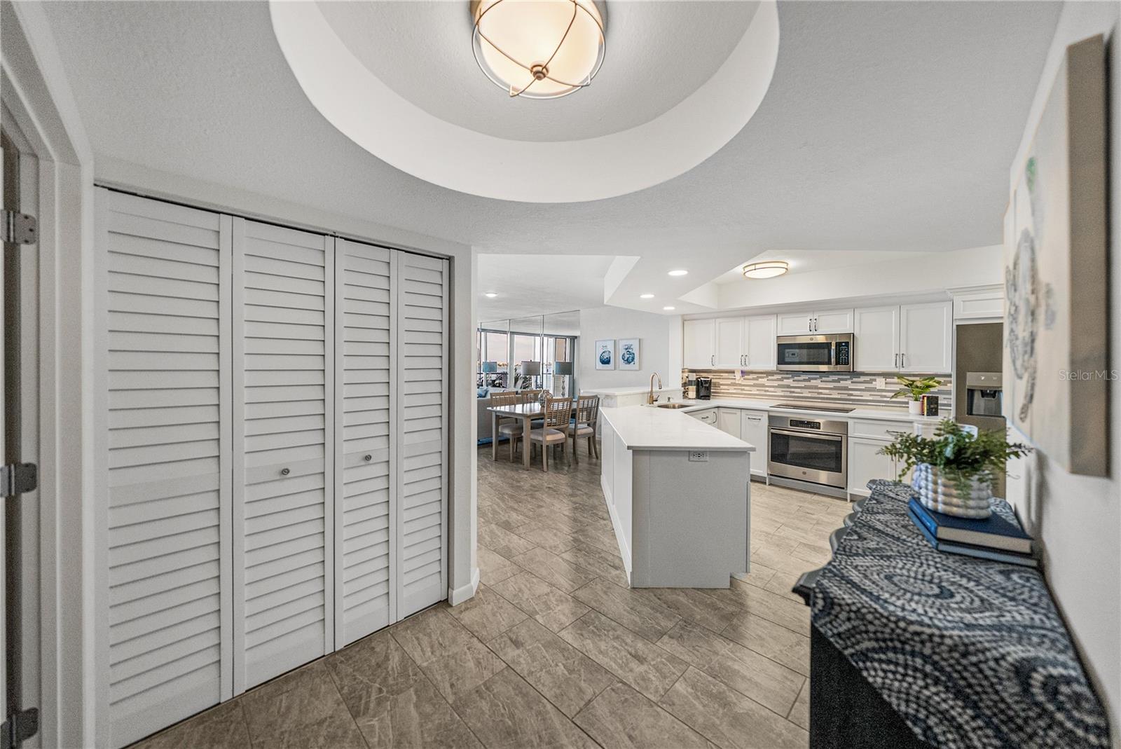 ISLA KEY CONDO - Residential