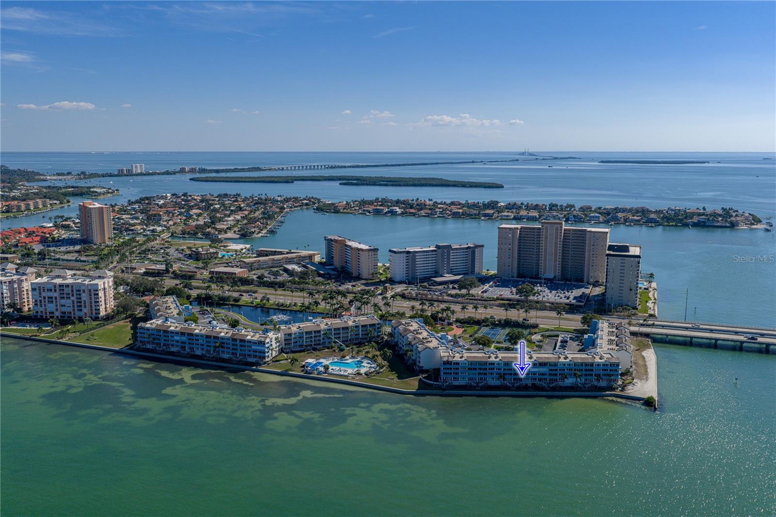 ISLA KEY CONDO - Residential