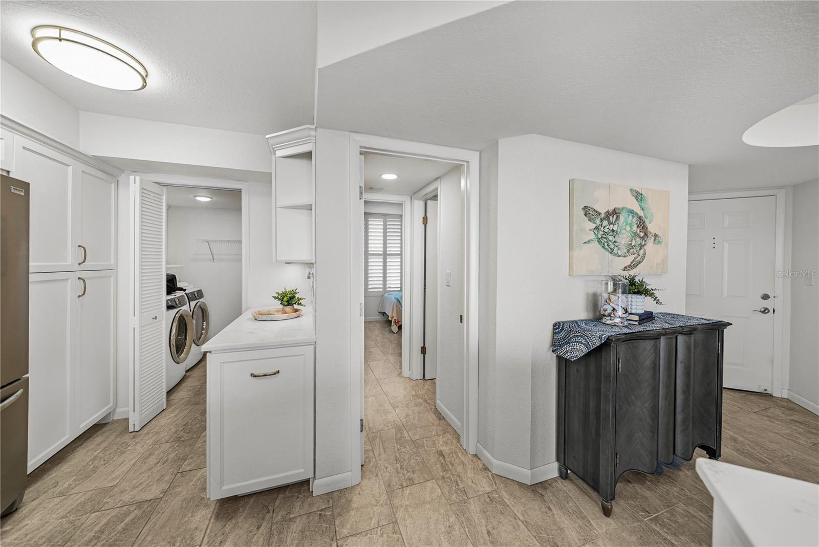 ISLA KEY CONDO - Residential