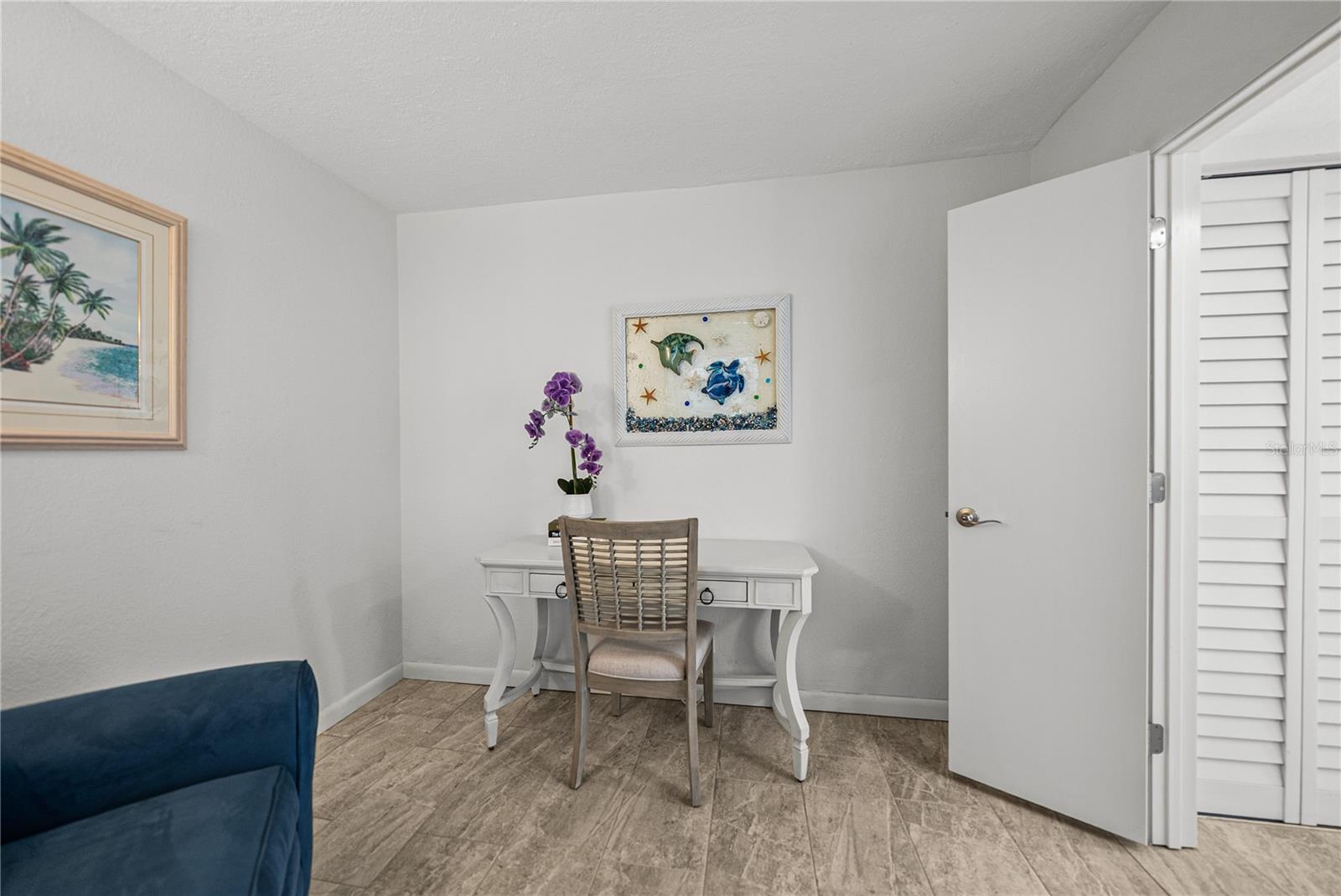 ISLA KEY CONDO - Residential