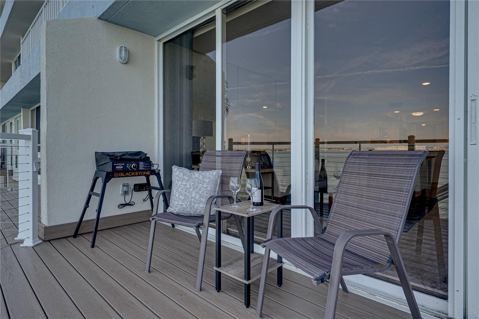 ISLA KEY CONDO - Residential