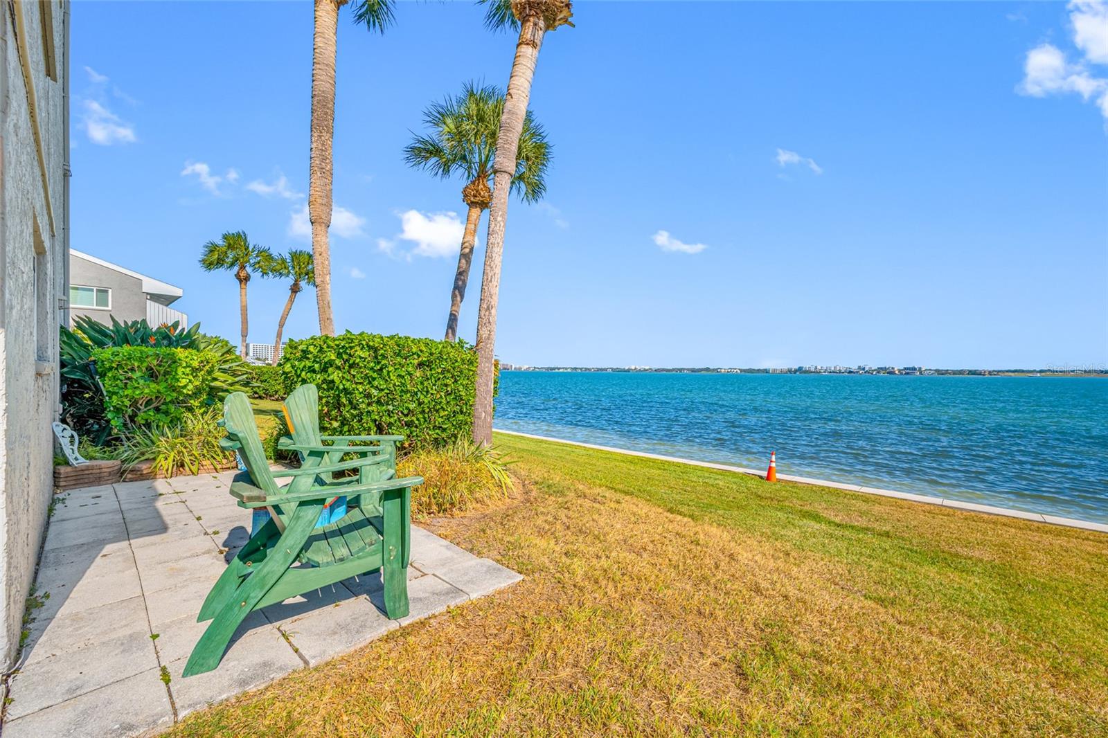 SAND KEY CONDO-BAYSIDE GARDENS III - Residential