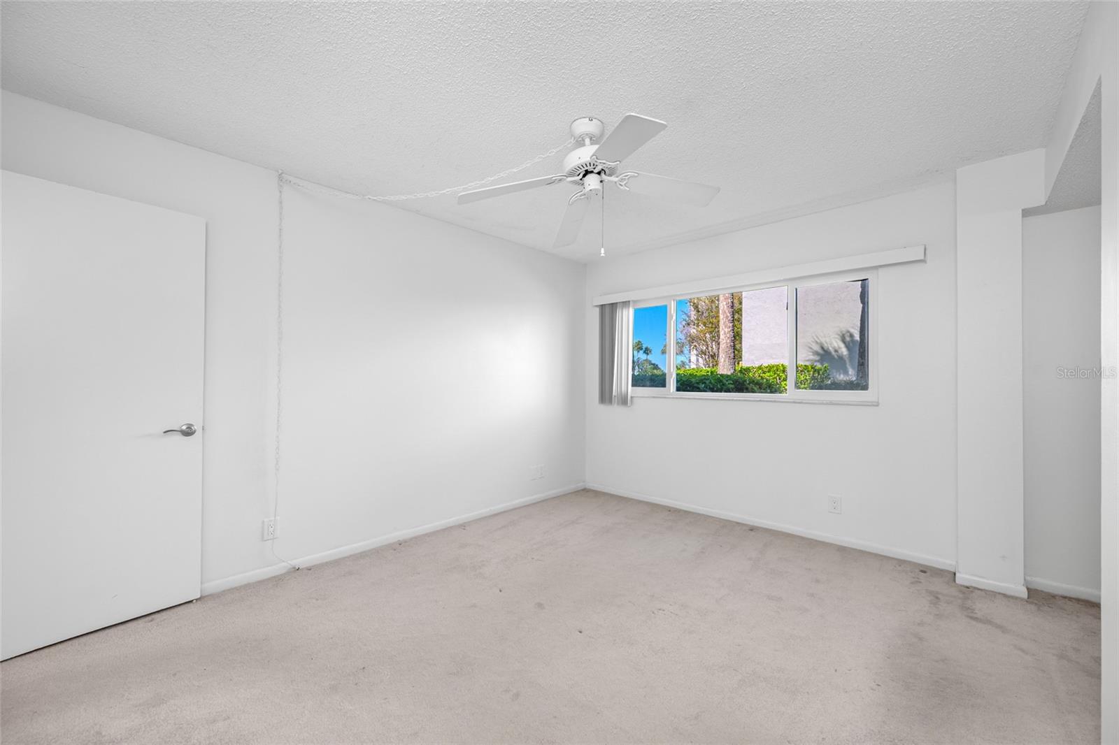 SAND KEY CONDO-BAYSIDE GARDENS III - Residential