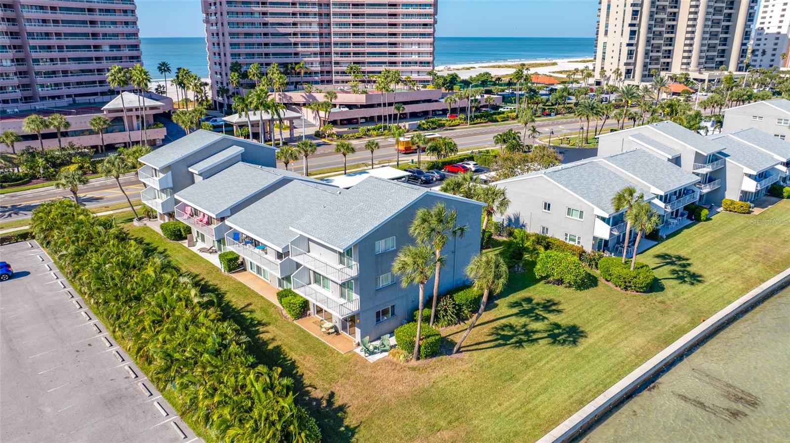 SAND KEY CONDO-BAYSIDE GARDENS III - Residential