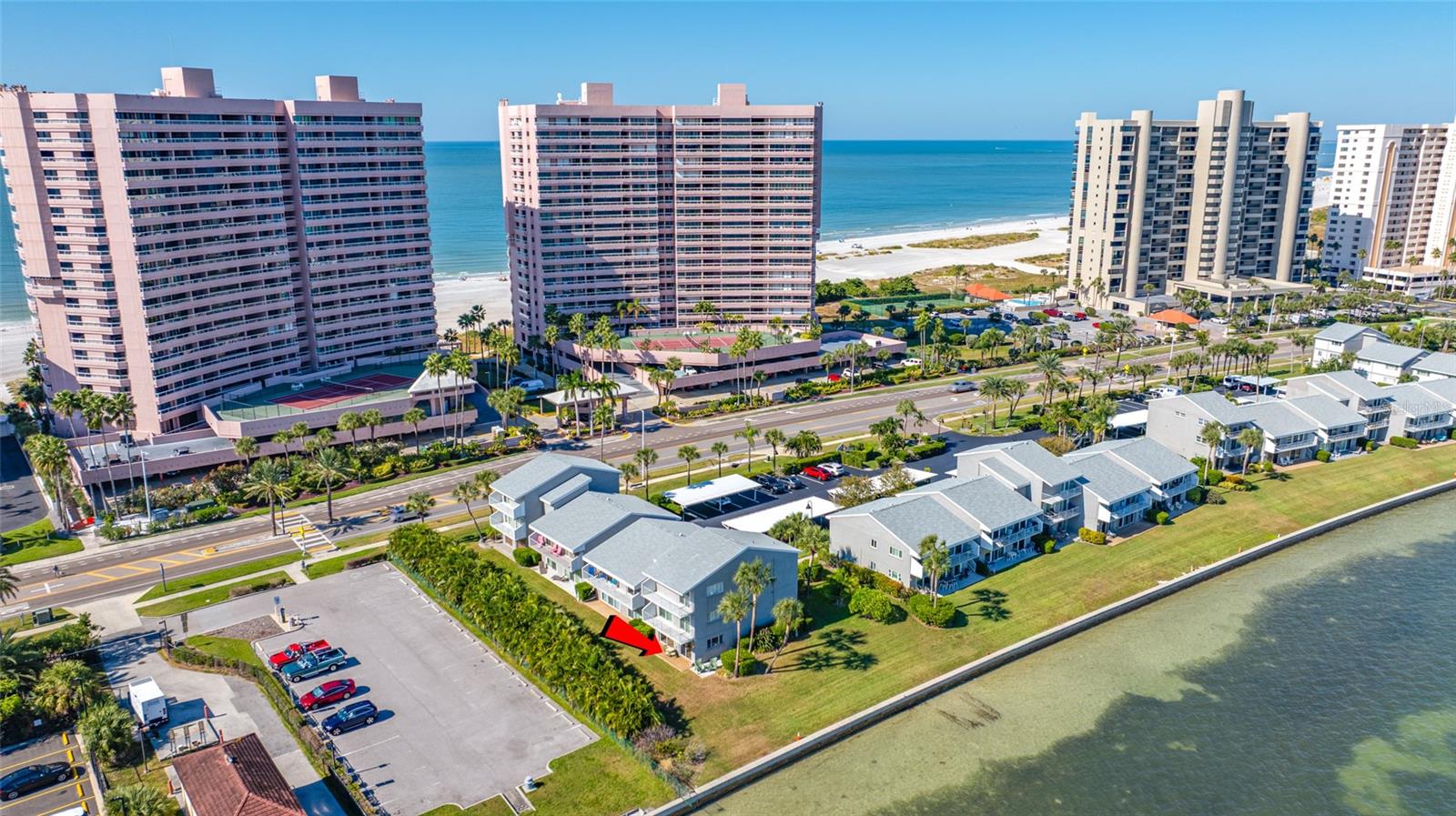 SAND KEY CONDO-BAYSIDE GARDENS III - Residential