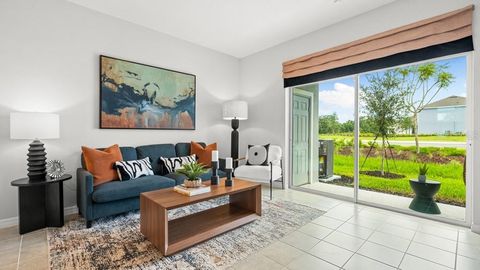 Tiny photo for 690 Gladstone Way, Mount Dora, FL 32757 (MLS # O6387644)