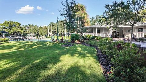 Tiny photo for 690 Gladstone Way, Mount Dora, FL 32757 (MLS # O6387644)