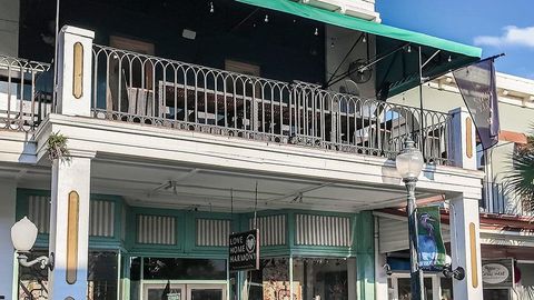 Tiny photo for 690 Gladstone Way, Mount Dora, FL 32757 (MLS # O6387644)