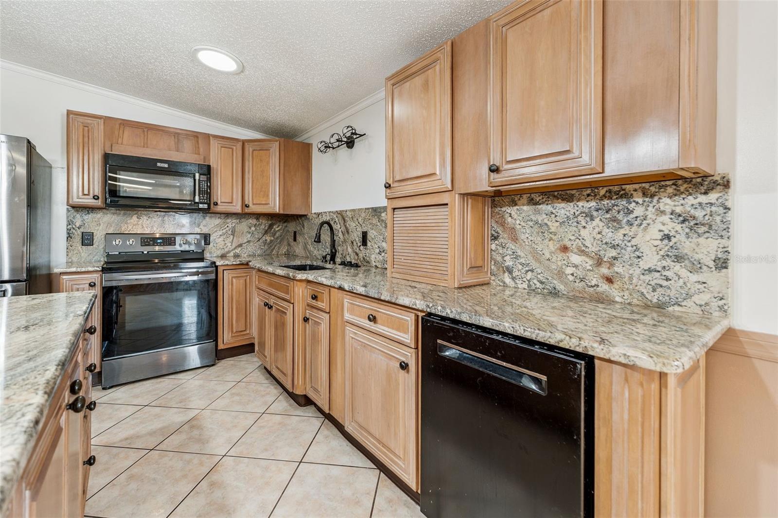 MOUNT OLIVE SHORES PH 04 - Residential