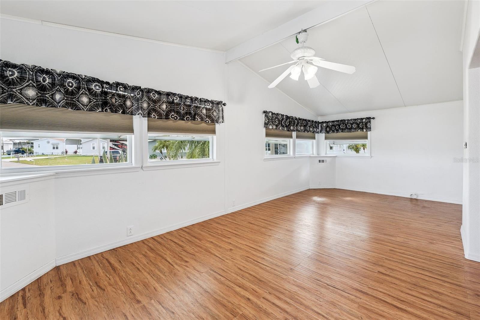 MOUNT OLIVE SHORES PH 04 - Residential