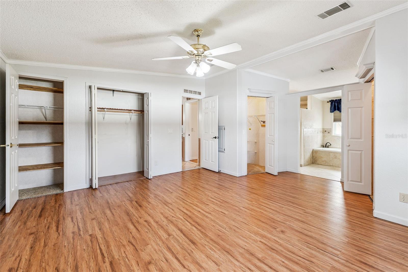 MOUNT OLIVE SHORES PH 04 - Residential