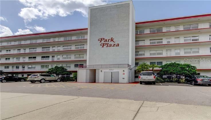 Near 49th Street North and Park Blvd. Shopping in walking distance. Close to bus line,
Granit counter tops in kitchen, newer laminate flooring, and appliances. Enclosed rear porch or bonus room, could be office or child's room.
Property is furnished. Can rent furnished or unfurnished.
Elevator and stairwells require security key cards to enter.
Laundry room on each floor in the center of the building.