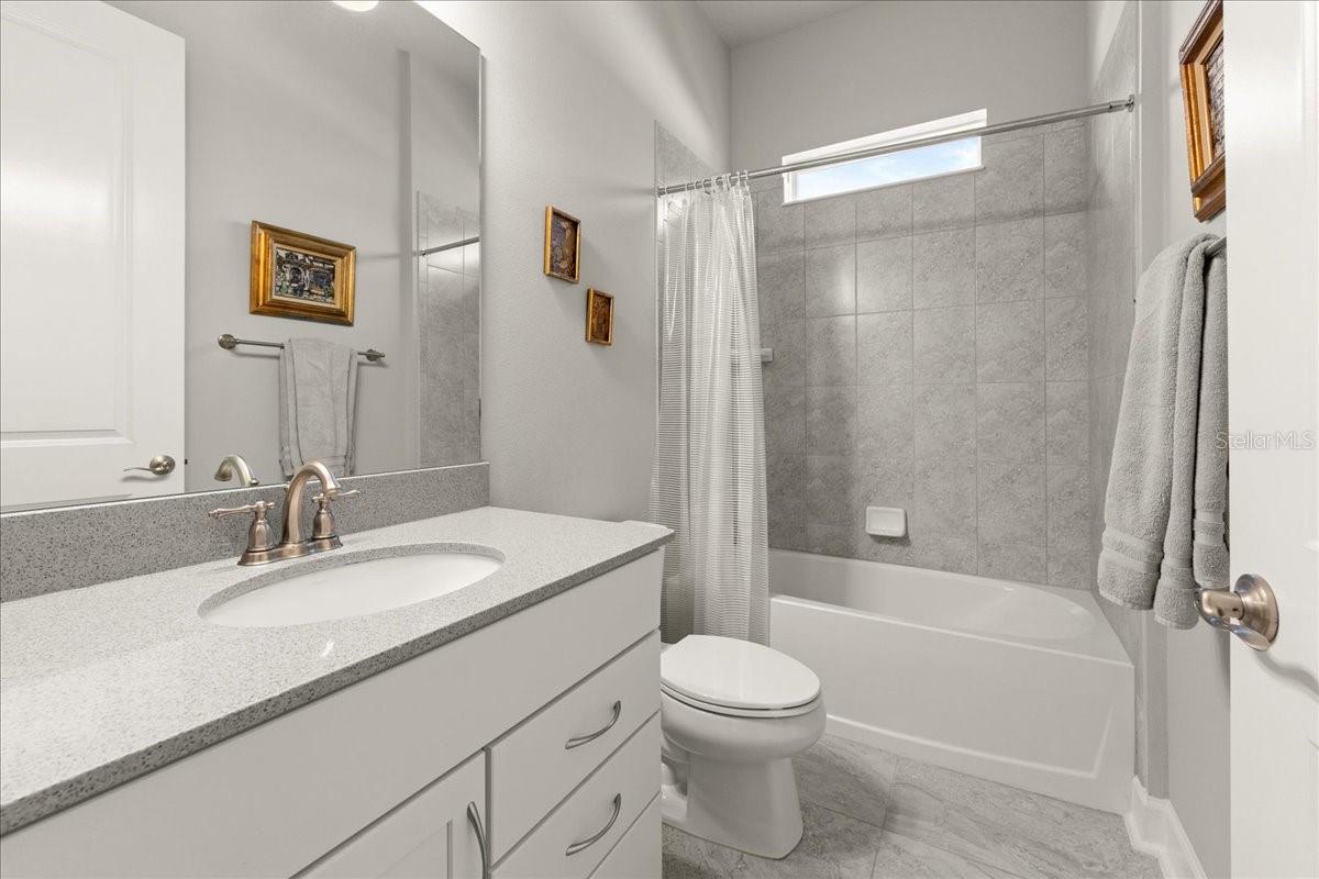 PLANTATION BAY SEC 2A-F UN 7 - Residential