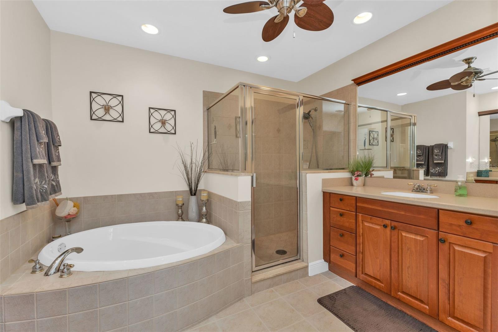 ESPLANADE/BURNT STORE MARINA P - Residential