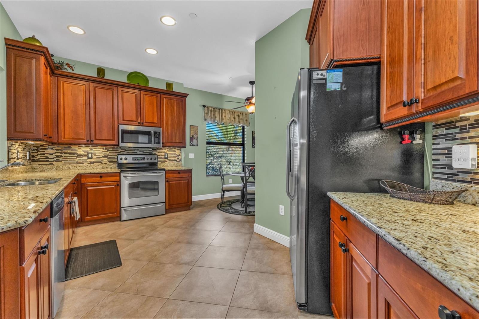 ESPLANADE/BURNT STORE MARINA P - Residential