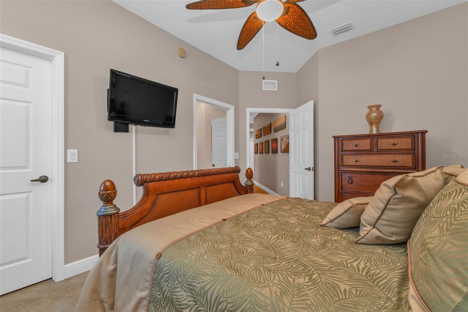 ESPLANADE/BURNT STORE MARINA P - Residential