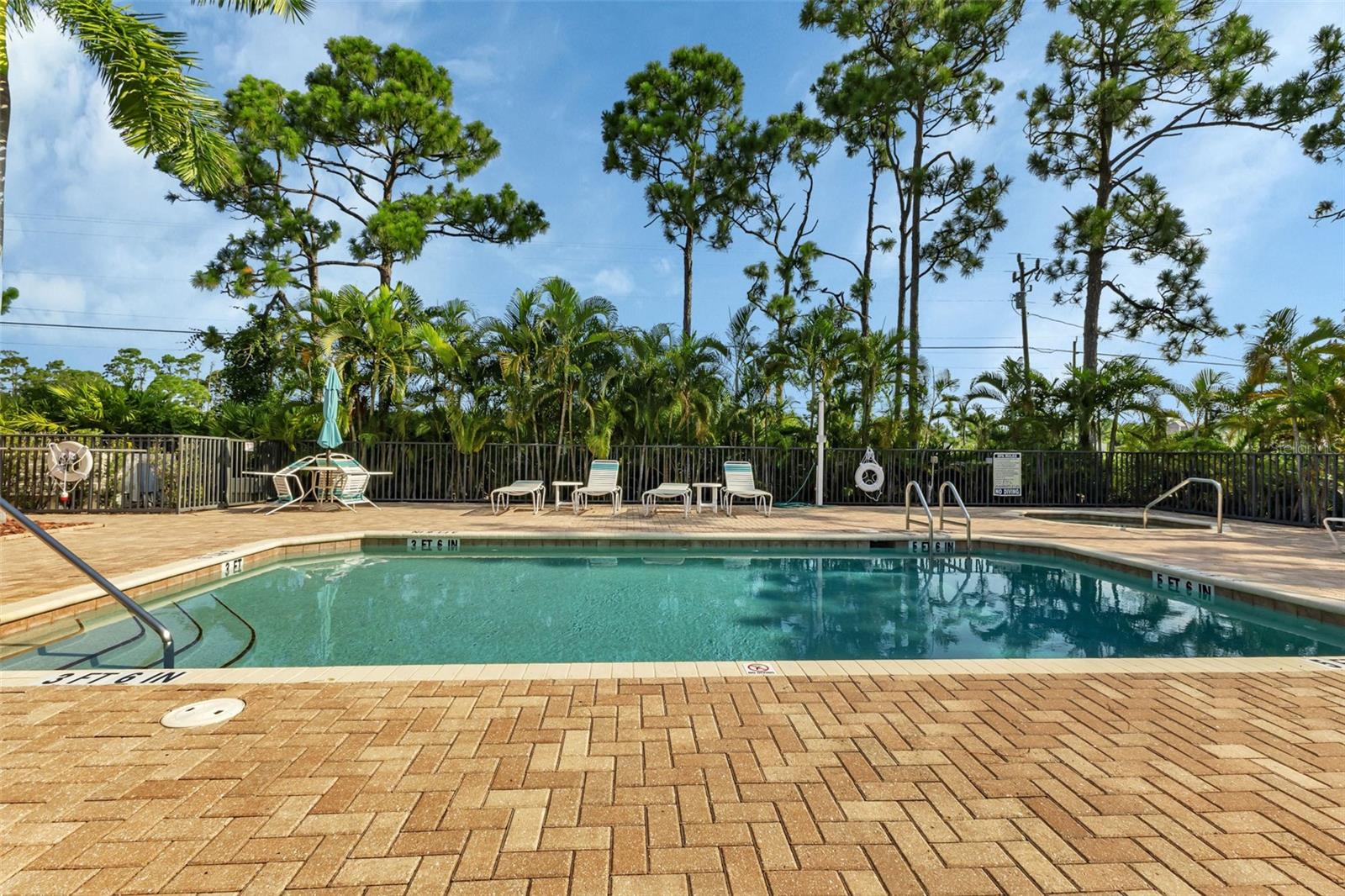 ESPLANADE/BURNT STORE MARINA P - Residential