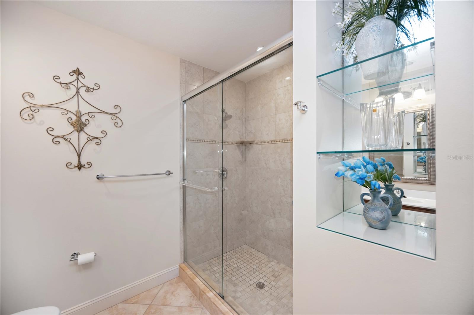 LAKE VISTA RESIDENCES PH IV - Residential