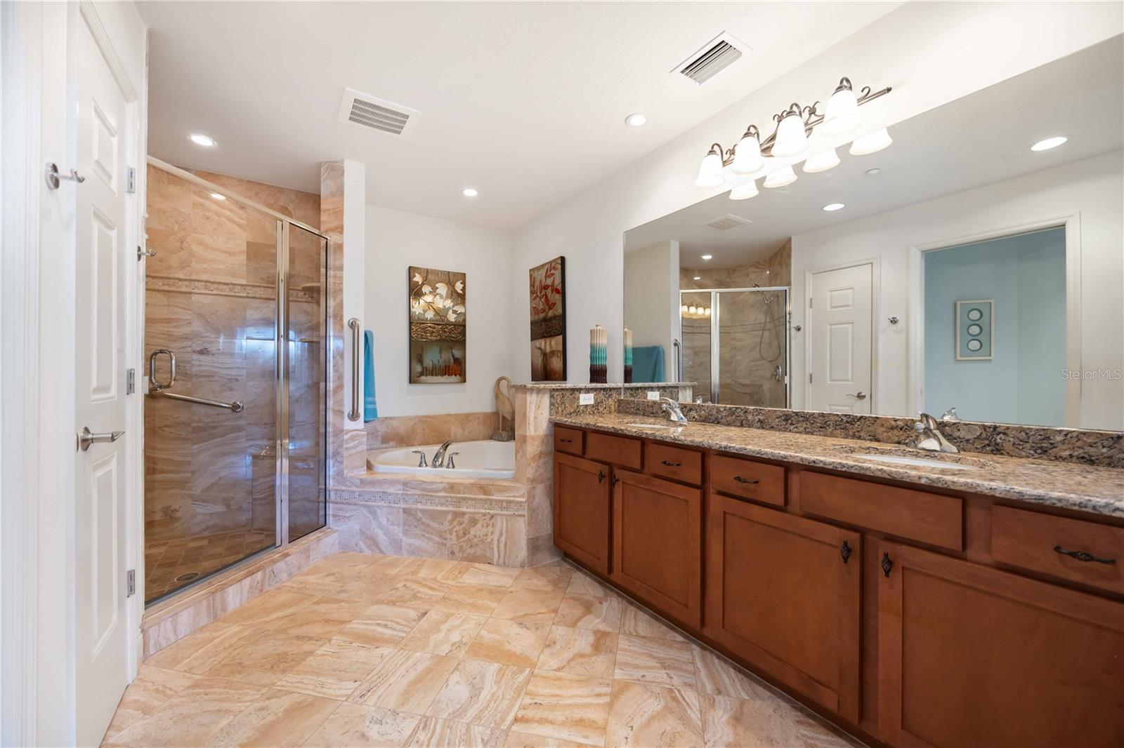 LAKE VISTA RESIDENCES PH IV - Residential