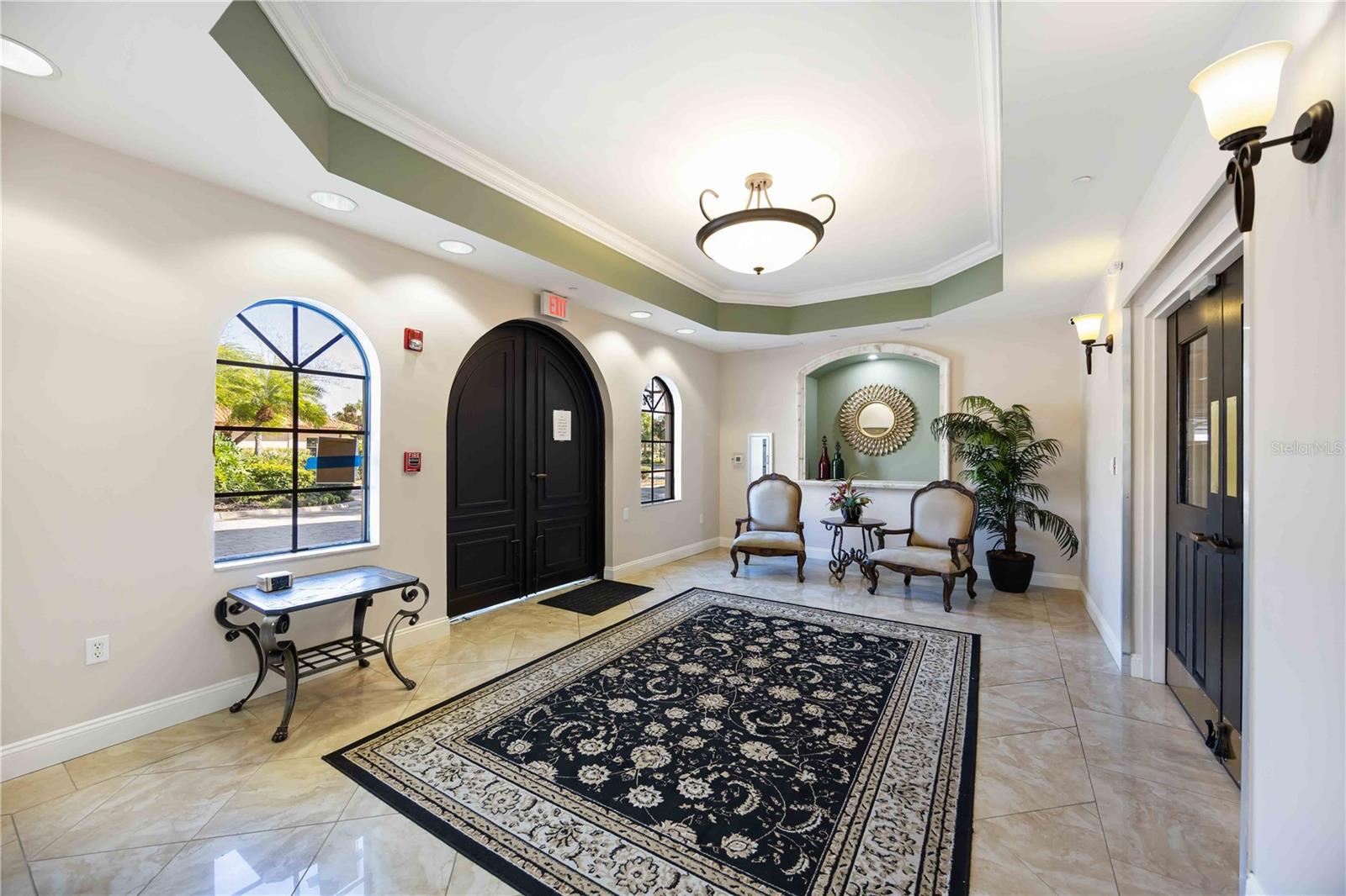 7702 LAKE VISTA COURT 305