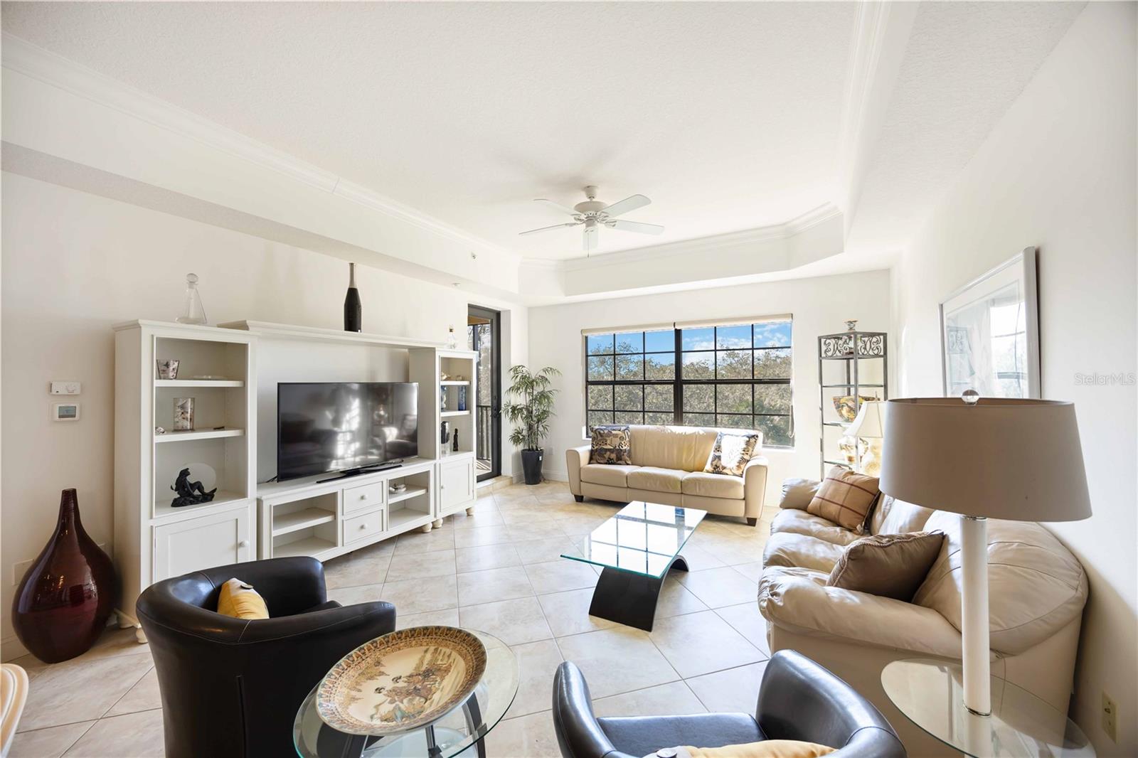 LAKE VISTA RESIDENCES PH IV - Residential