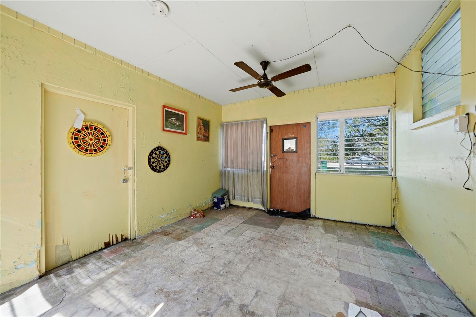 TROP G A - Residential