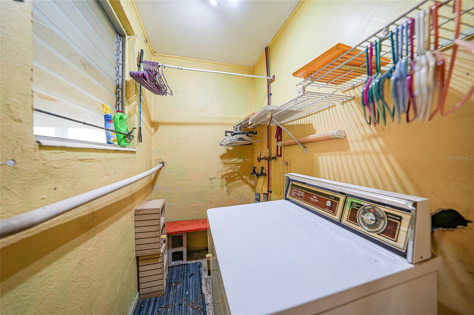 TROP G A - Residential