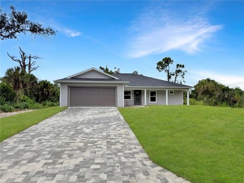 Photo of 16419 Strauss Avenue, Port Charlotte, FL 33954 (MLS # C7512876) Photo of 16419 Strauss Avenue, Port Charlotte, FL 33954 (MLS # C7512876)