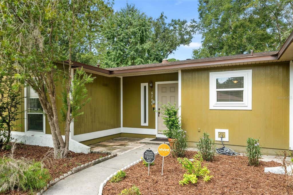 Photo of 6704 NW 33rd Terrace, Gainesville, FL 32653 (MLS # GC542688)