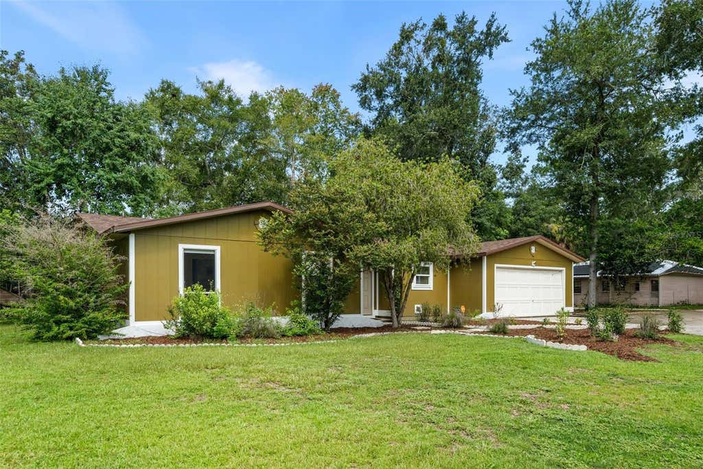 Photo of 6704 NW 33rd Terrace, Gainesville, FL 32653 (MLS # GC542688)