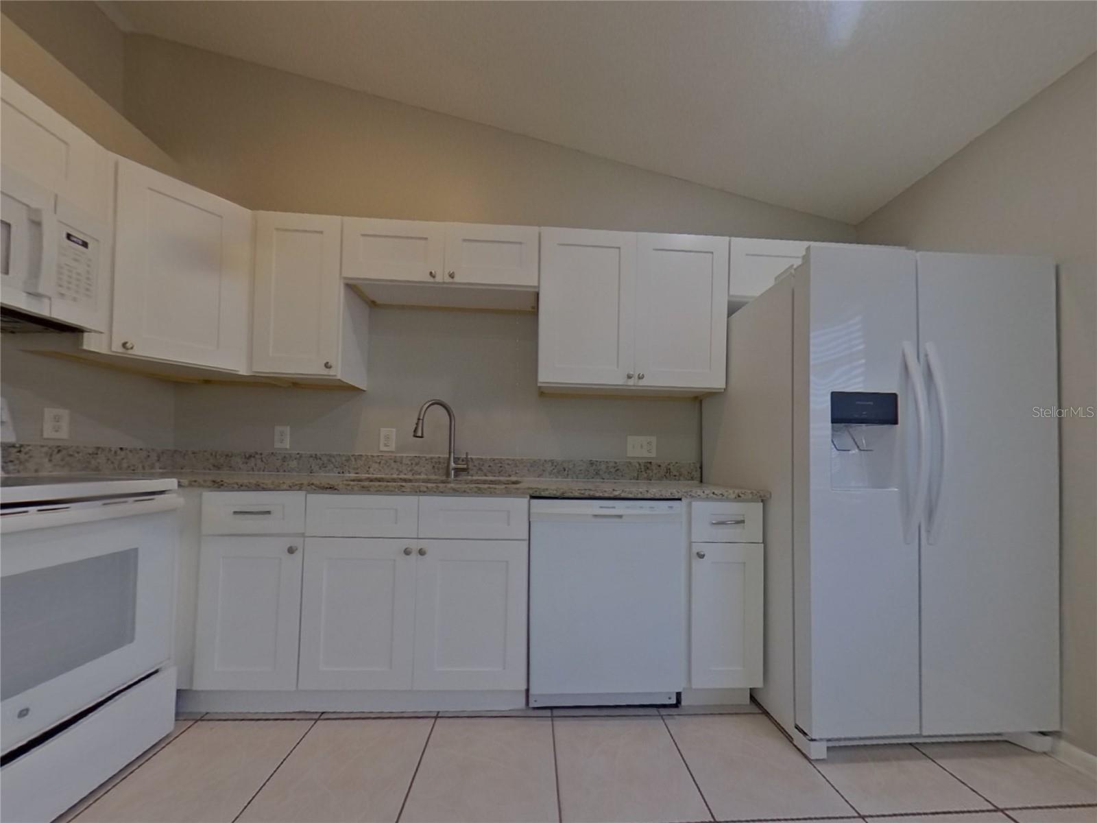 ALLISON OAKES - Residential Lease