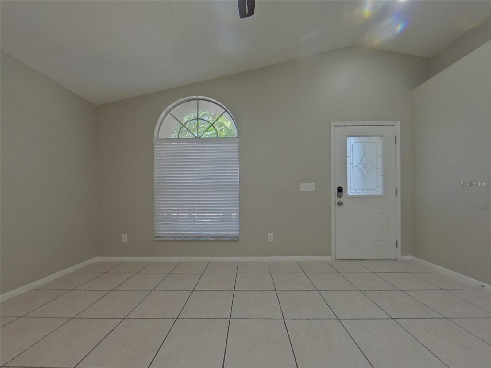 ALLISON OAKES - Residential Lease